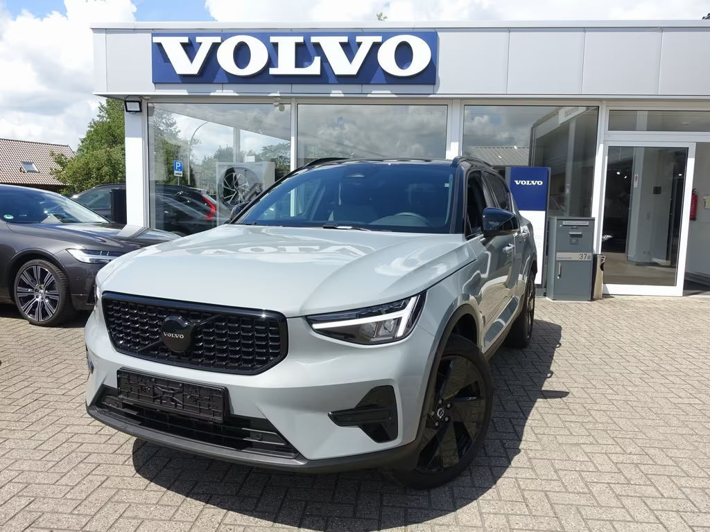 Volvo XC40 Plus