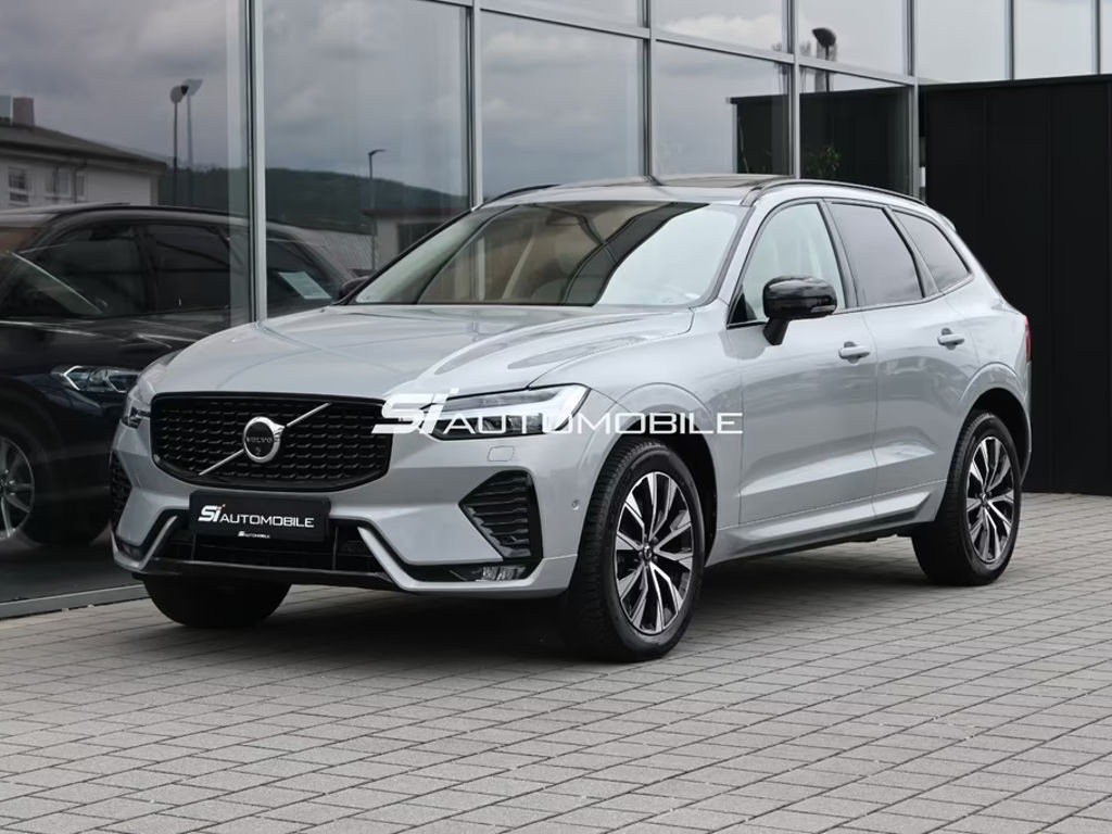 Volvo XC60 AWD Plus Dark