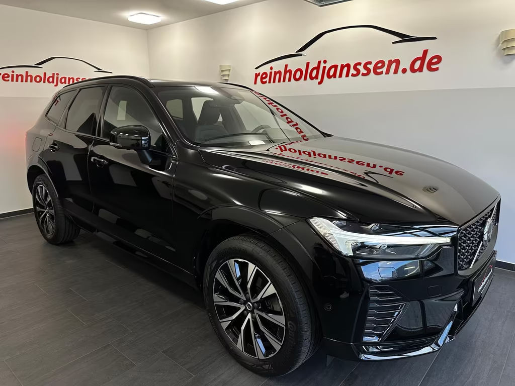 Volvo XC60 Plus Dark