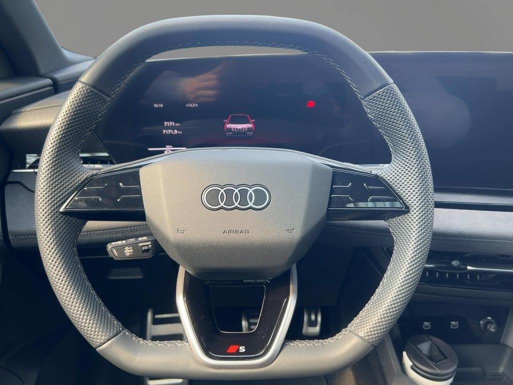 Audi SQ6 e-tron