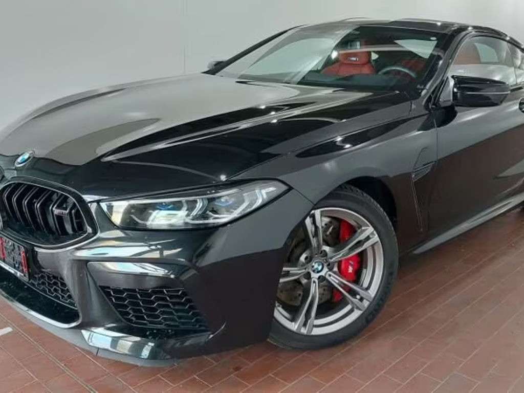 BMW M8 xDrive Coupé Competition