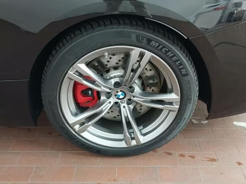 BMW M8