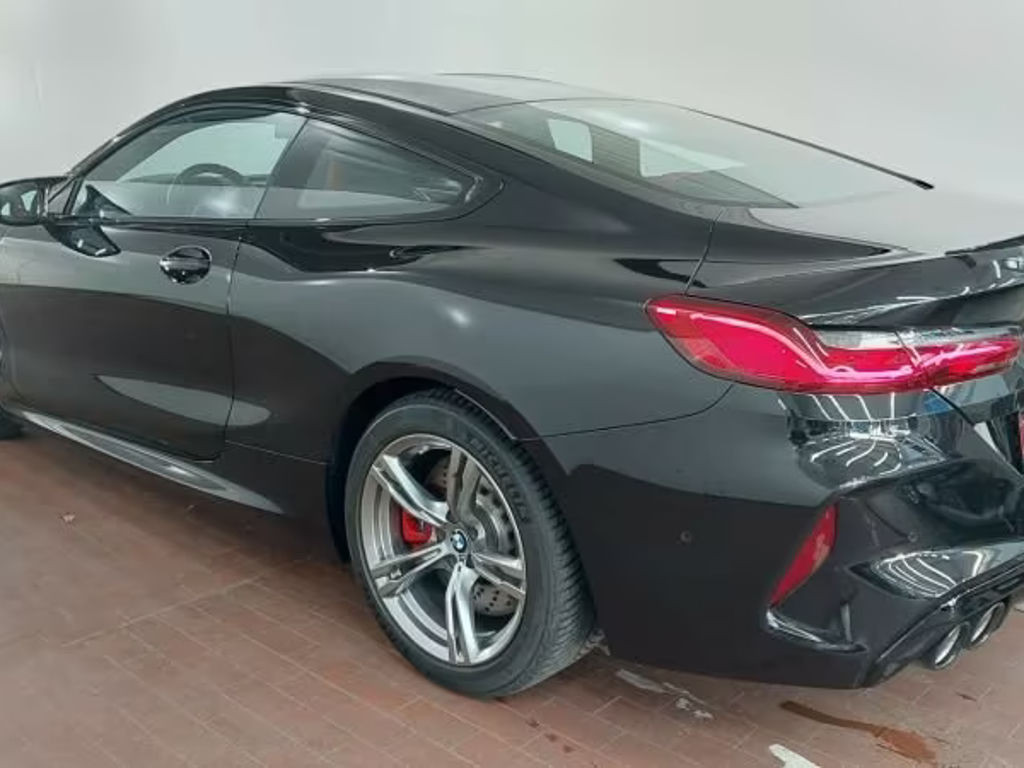 BMW M8