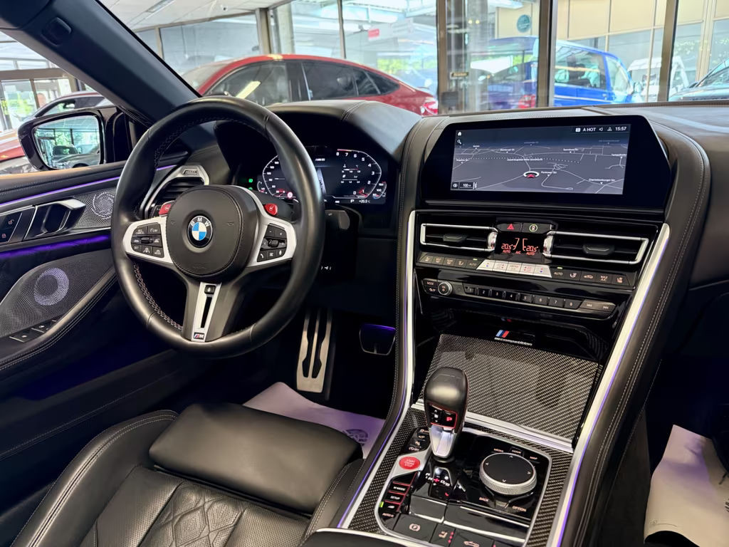 BMW M8