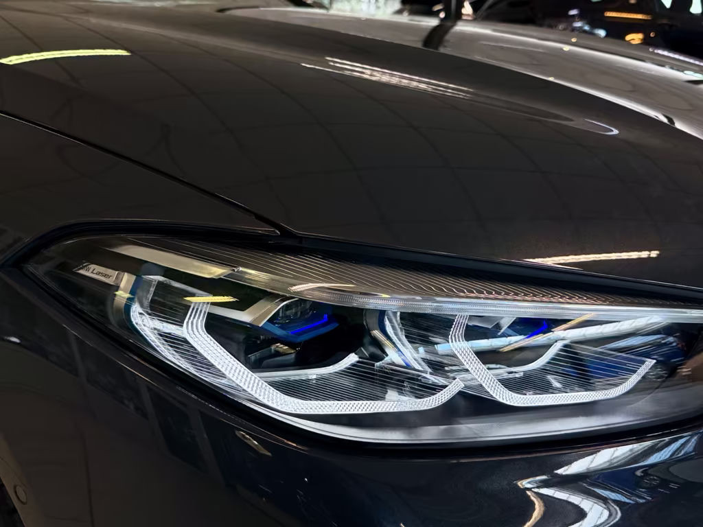 BMW M8