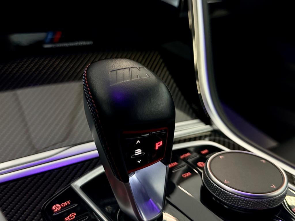 BMW M8