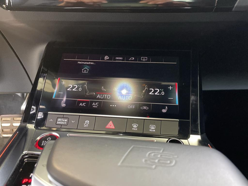 Audi SQ8 e-tron