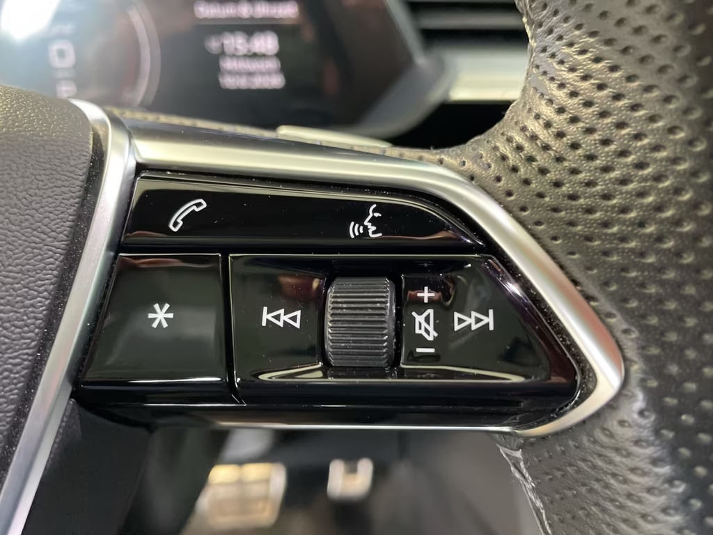 Audi SQ8 e-tron