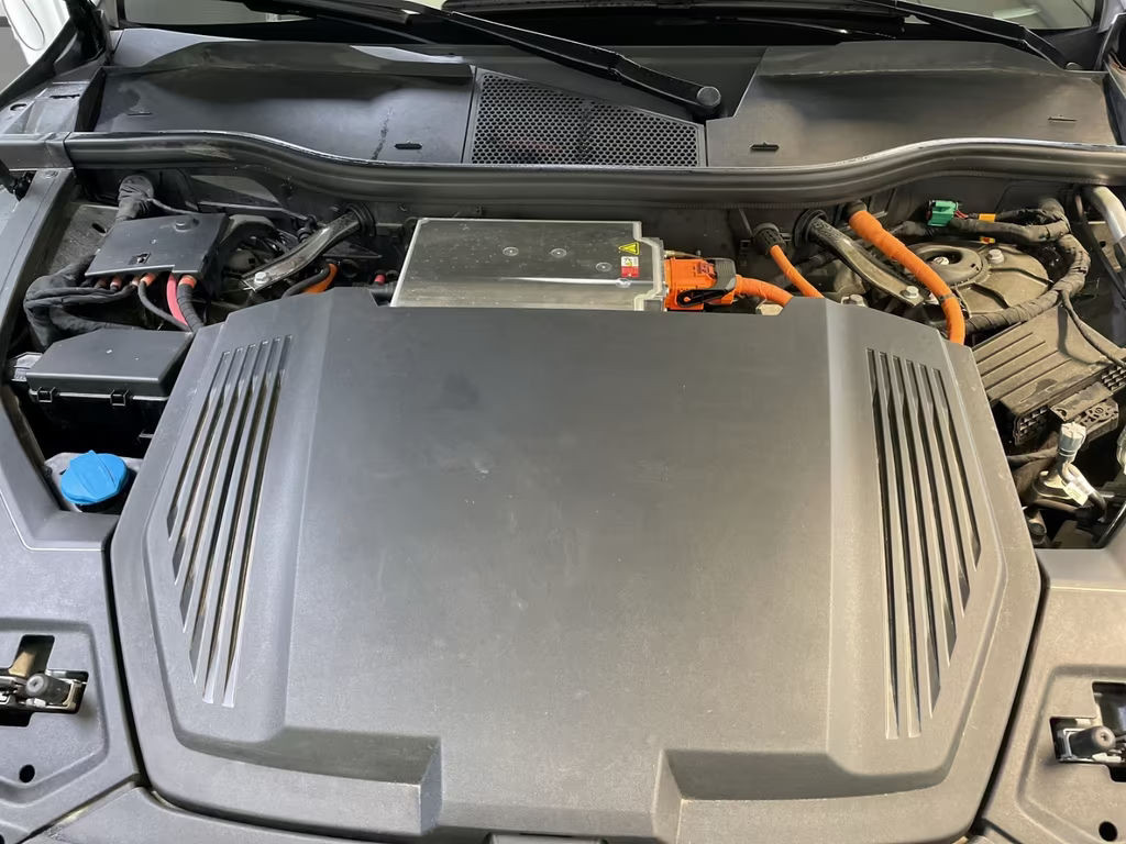 Audi SQ8 e-tron