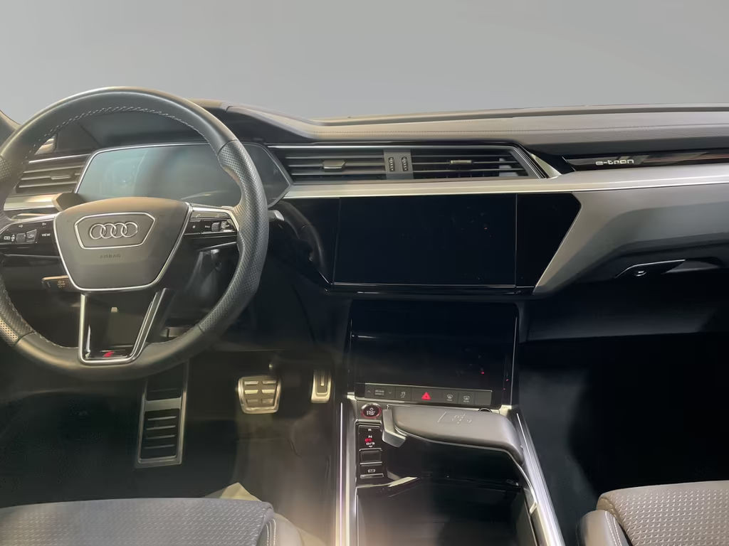 Audi SQ8 e-tron