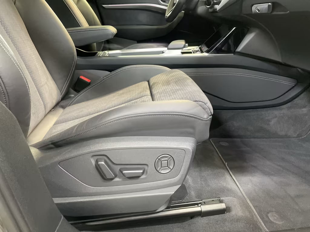 Audi SQ8 e-tron