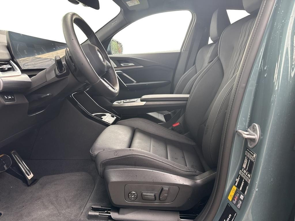 BMW iX2