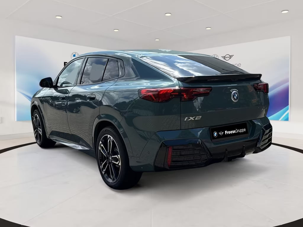 BMW iX2