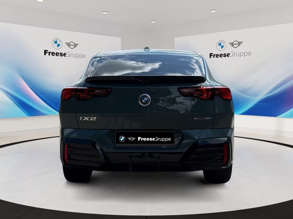 BMW iX2