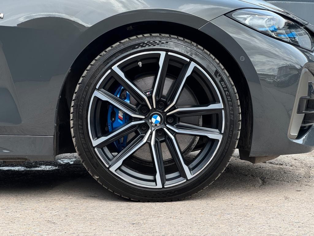 BMW M440