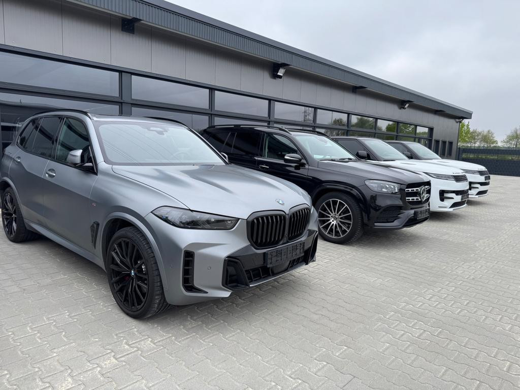 BMW iX