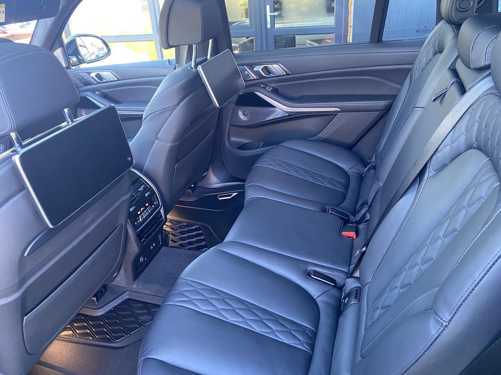 BMW X7 M