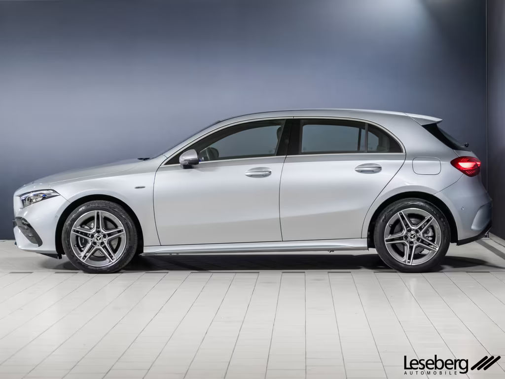 Mercedes-Benz A-Klasse A 250 AMG Line A 250 e