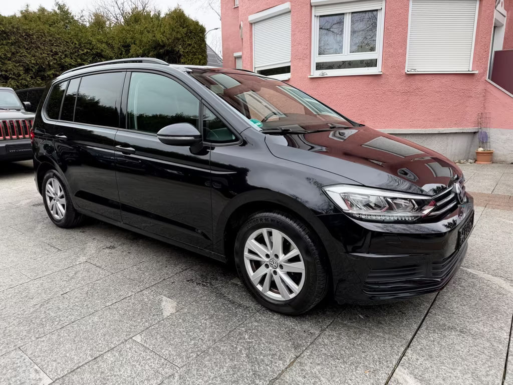 Volkswagen Touran