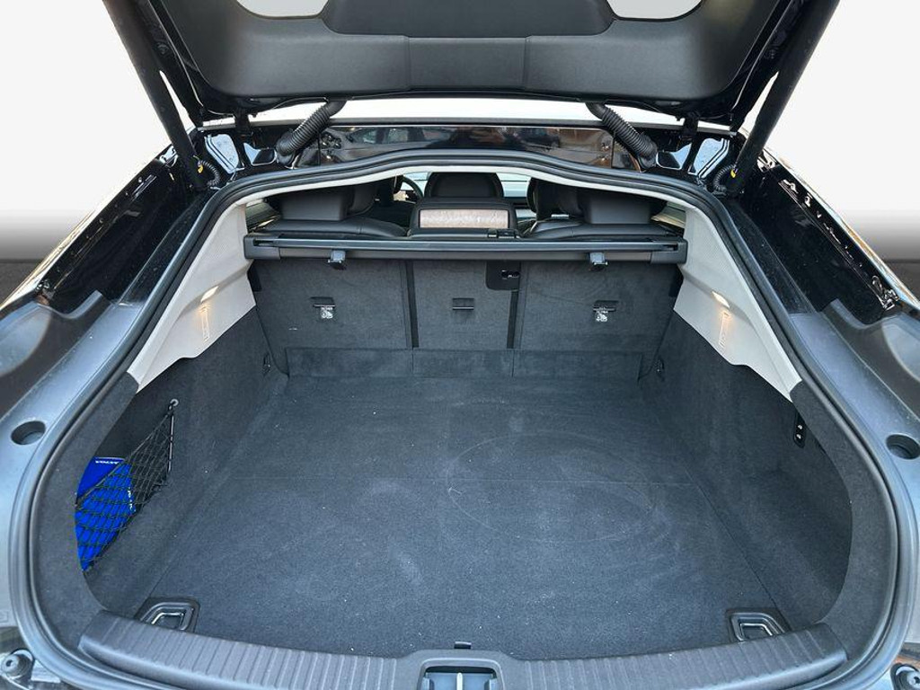 Volvo ES90