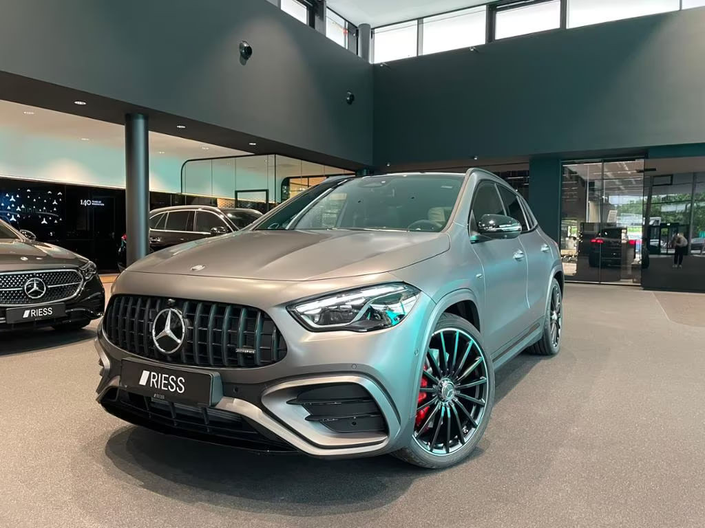 Mercedes-Benz A-Klasse AMG GLA 4MATIC GLA 45 AMG