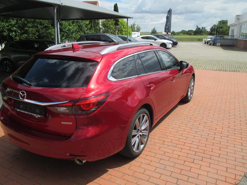 Mazda 6