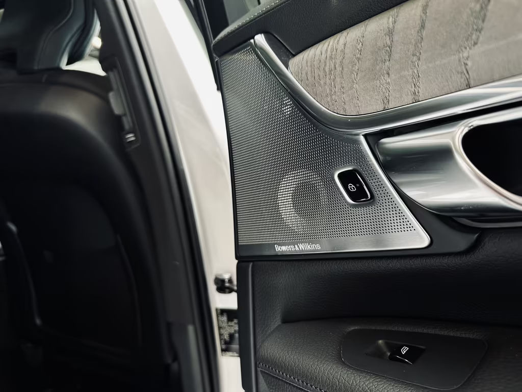 Volvo V90 Cross Country