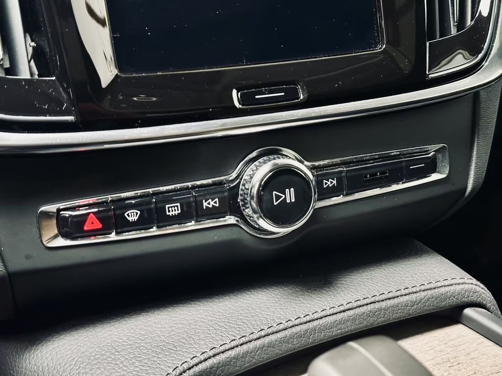 Volvo V90 Cross Country