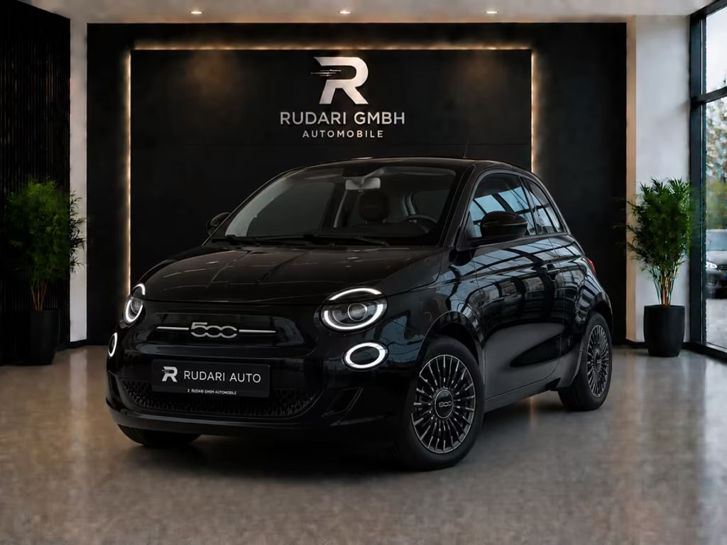 Fiat 500e Action