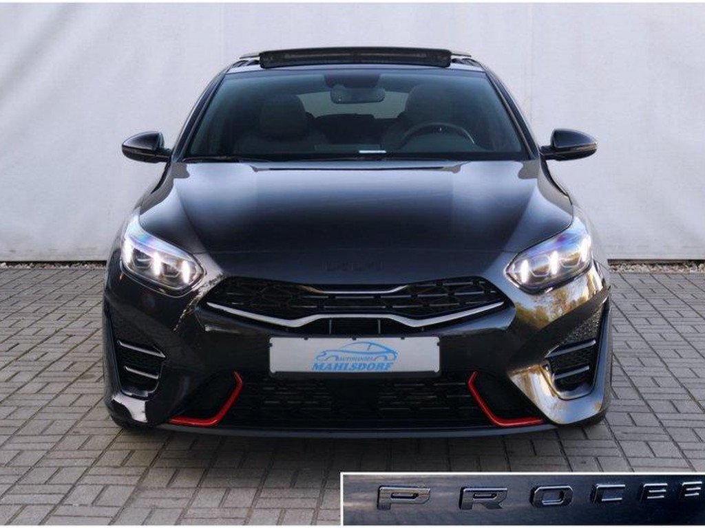 Kia ProCeed