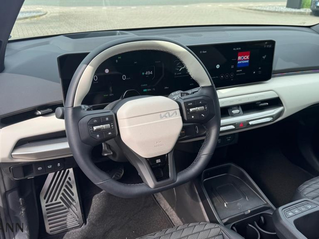 Kia EV4