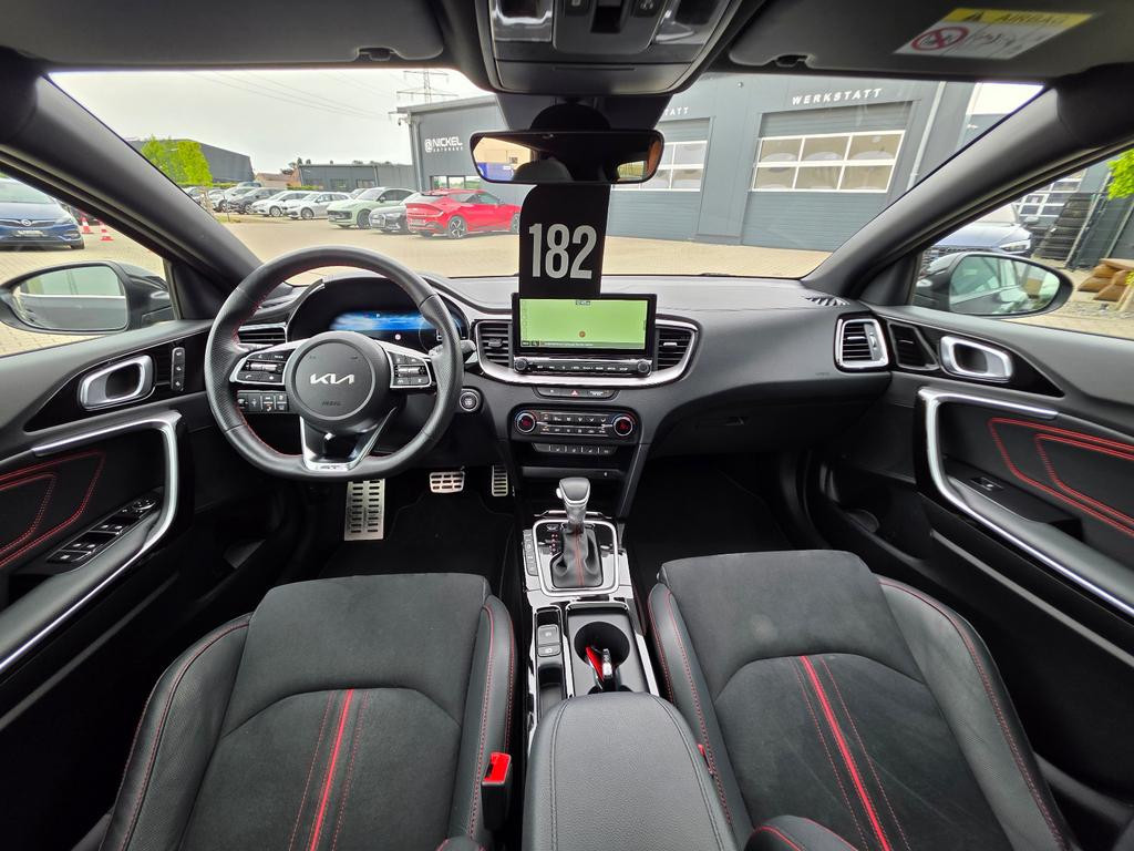 Kia ProCeed