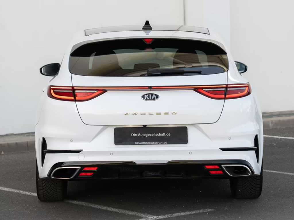 Kia ProCeed