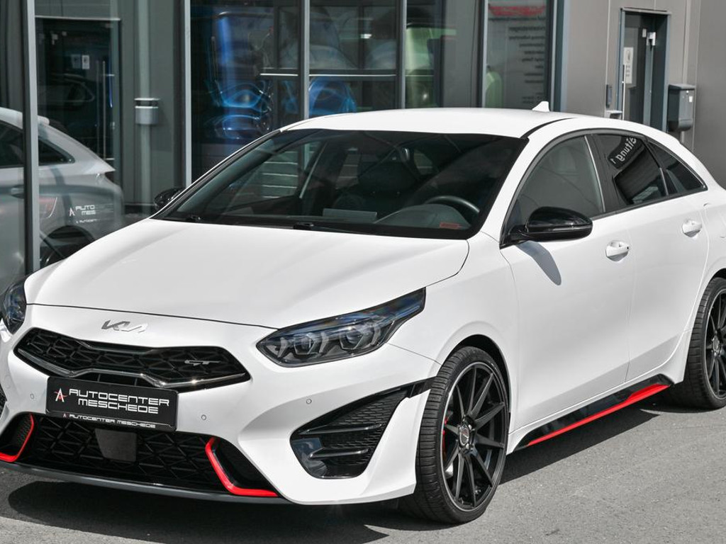 Kia ProCeed