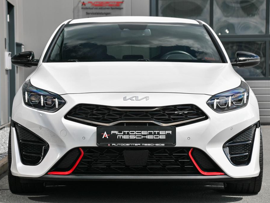 Kia ProCeed