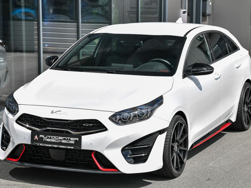 Kia ProCeed