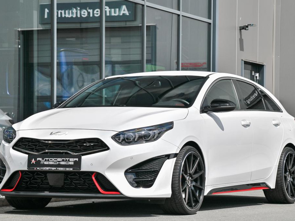 Kia ProCeed