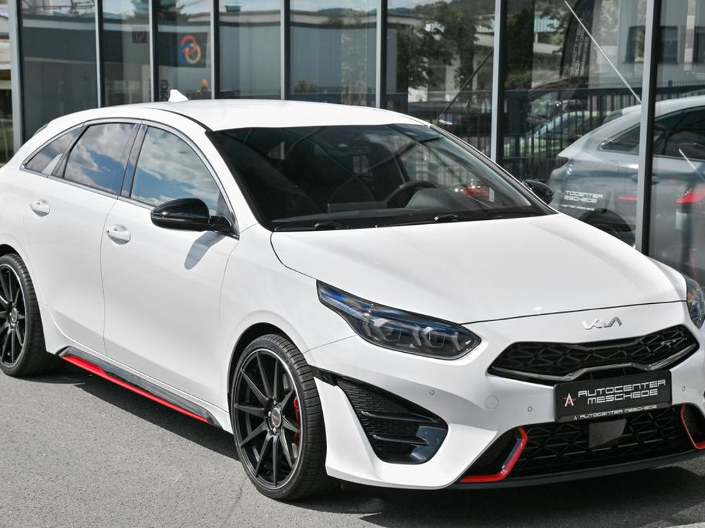 Kia ProCeed