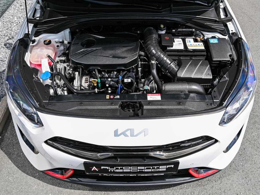 Kia ProCeed