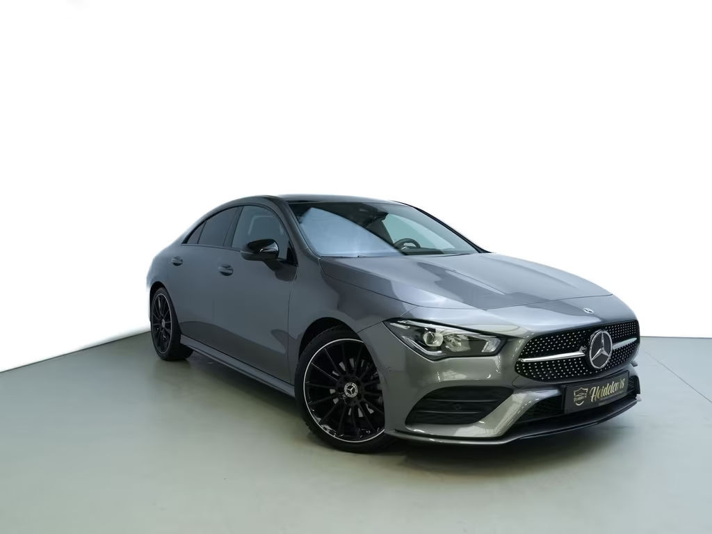 Mercedes-Benz CLA-Klasse CLA 200 AMG Line Sedan