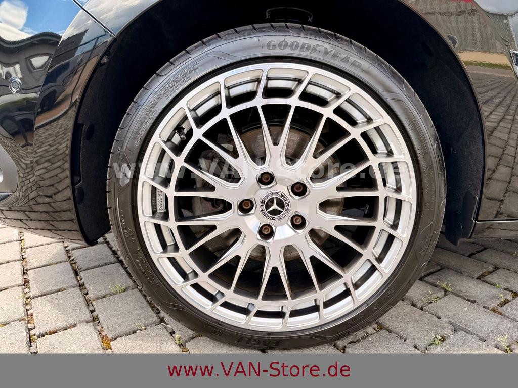 Mercedes-Benz T 180