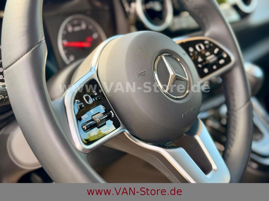 Mercedes-Benz T 180