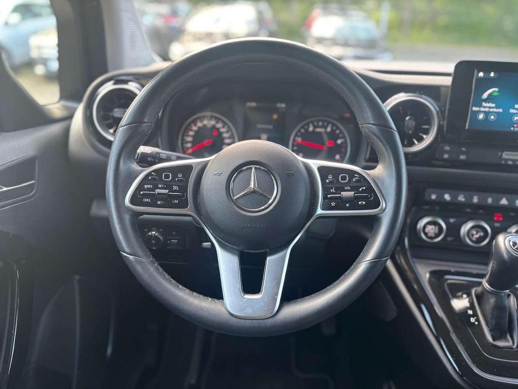 Mercedes-Benz T 180
