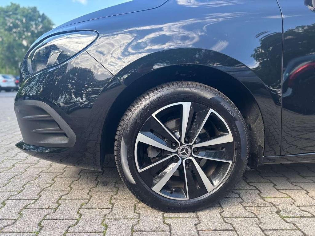Mercedes-Benz T 180