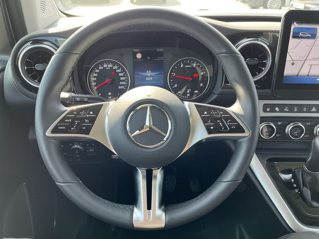 Mercedes-Benz T 180