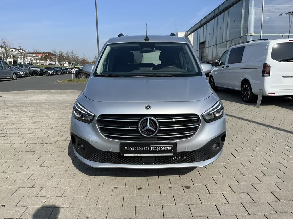 Mercedes-Benz T 180