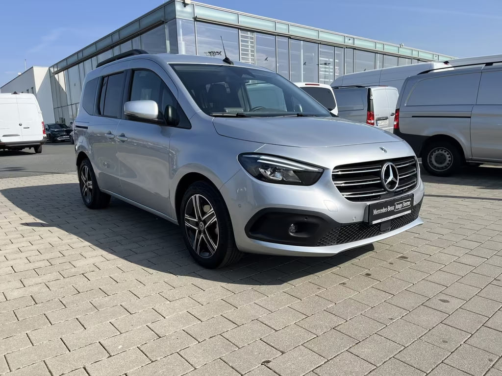 Mercedes-Benz T 180