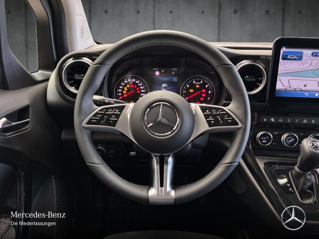 Mercedes-Benz T 180