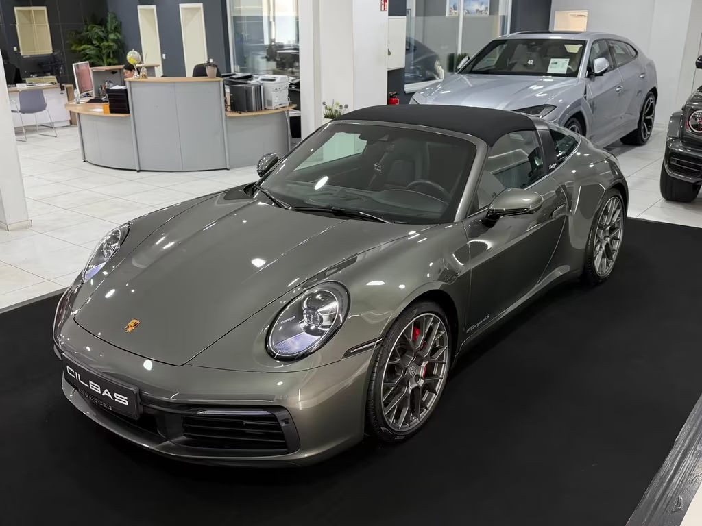Porsche 911