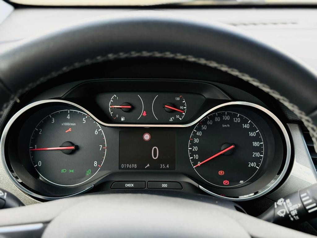 Opel Crossland X